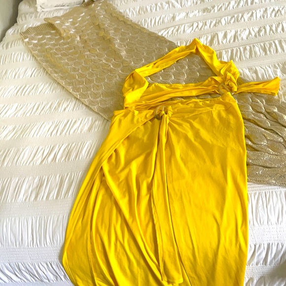 2 piece yellow high slit skirt medium used once - Picture 2 of 6